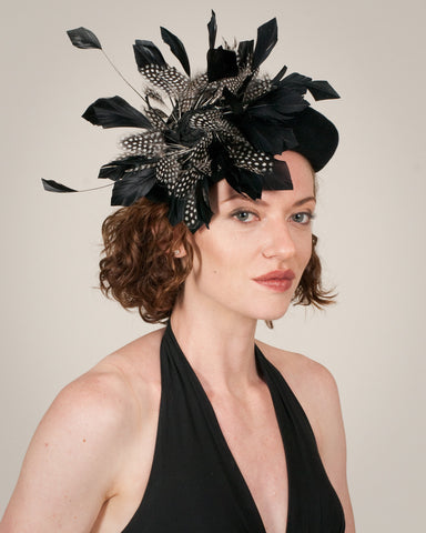 1118TDV Teardrop, black with ivory