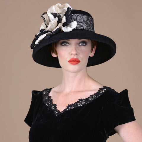 8309AYV Audrey, black w/tea